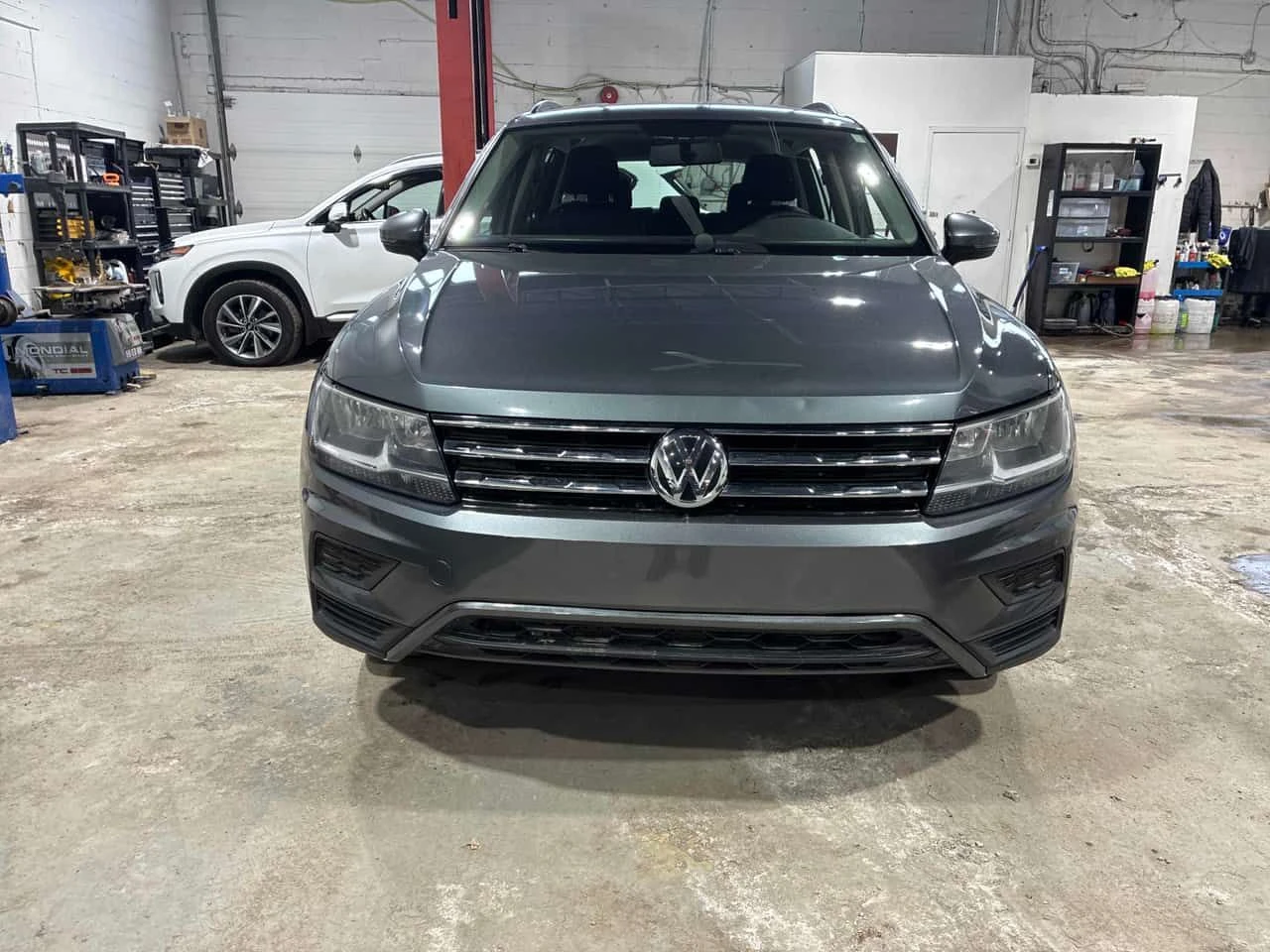 VW Tiguan * Trendline * CARFAX * , снимка 5 - Автомобили и джипове - 53924222