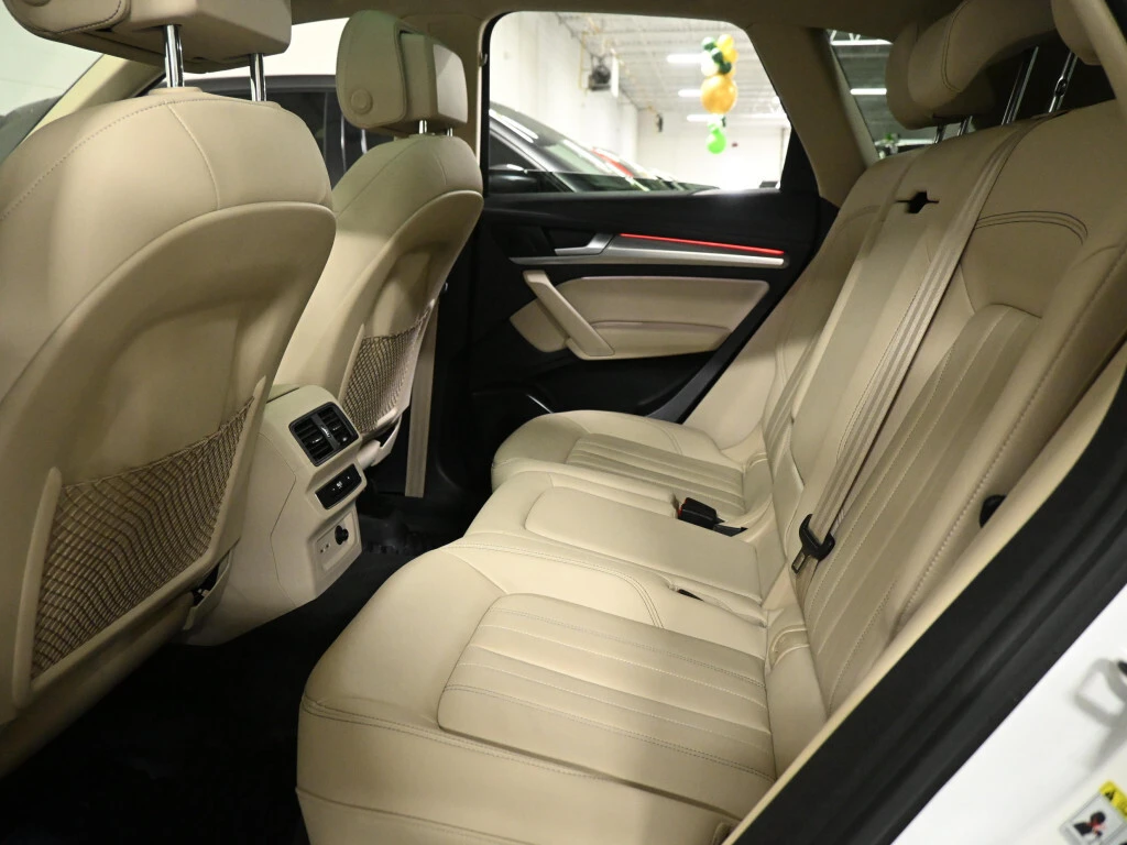 Audi Q5 S-LINE| PANO| 360 КАМЕРИ| AMBIENT| ФИКСИРАНА ЦЕНА , снимка 16 - Автомобили и джипове - 54216748