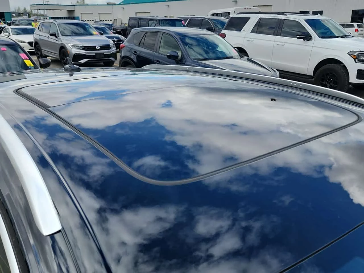 Audi Q8 * PROGRESSIV * CARFAX * БЕЗ ПЪРВОНАЧАЛНА ВНОСКА, снимка 7 - Автомобили и джипове - 54691895