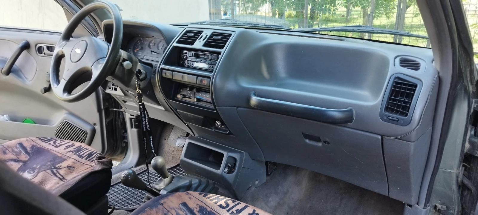 Nissan Terrano 2, 7TD, 4х4, Механично ГНП , снимка 4 - Автомобили и джипове - 55069764