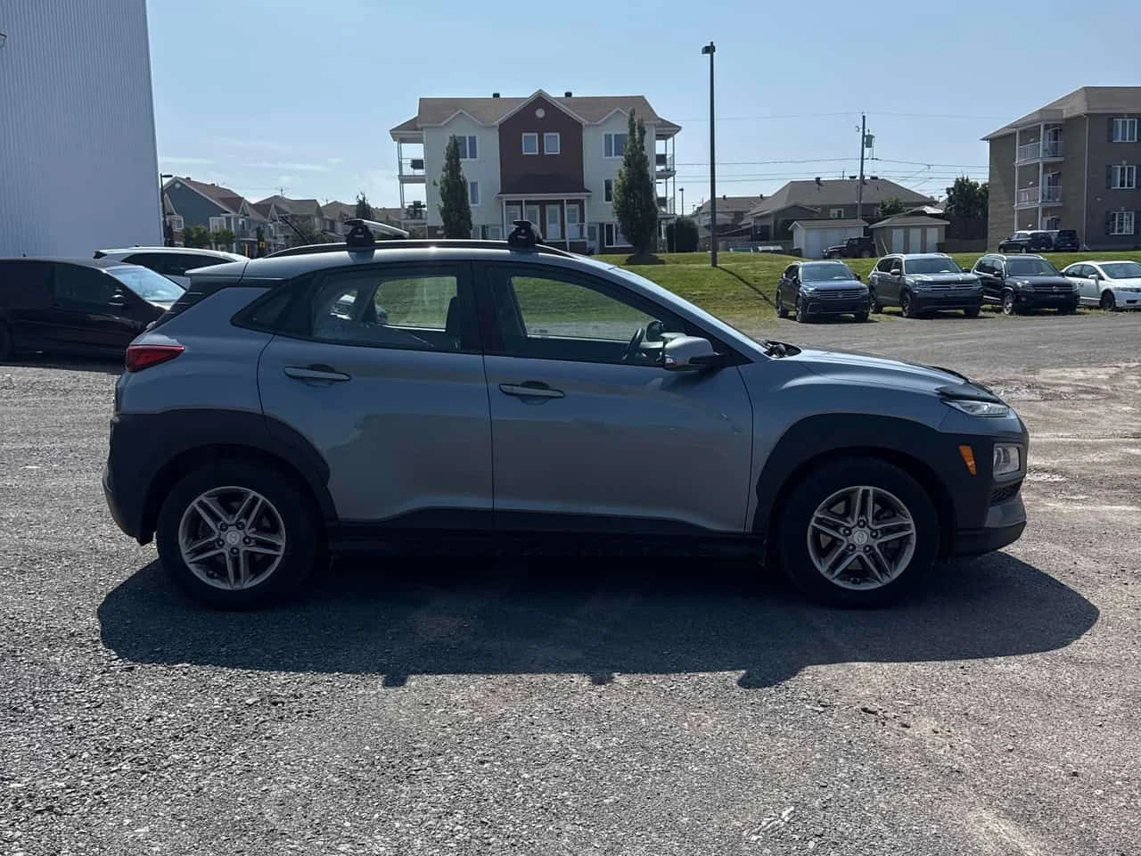 Hyundai Kona * Essential * CARFAX * БЕЗ ПЪРВОНАЧАЛНА ВНОСКА, снимка 2 - Автомобили и джипове - 55435509