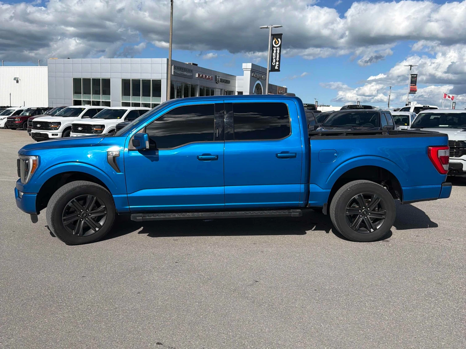 Ford F150 * 4WD SuperCrew Box * CARFAX * ОПЦИЯ ЗА ФИНАНСИРАН, снимка 2 - Автомобили и джипове - 55849946