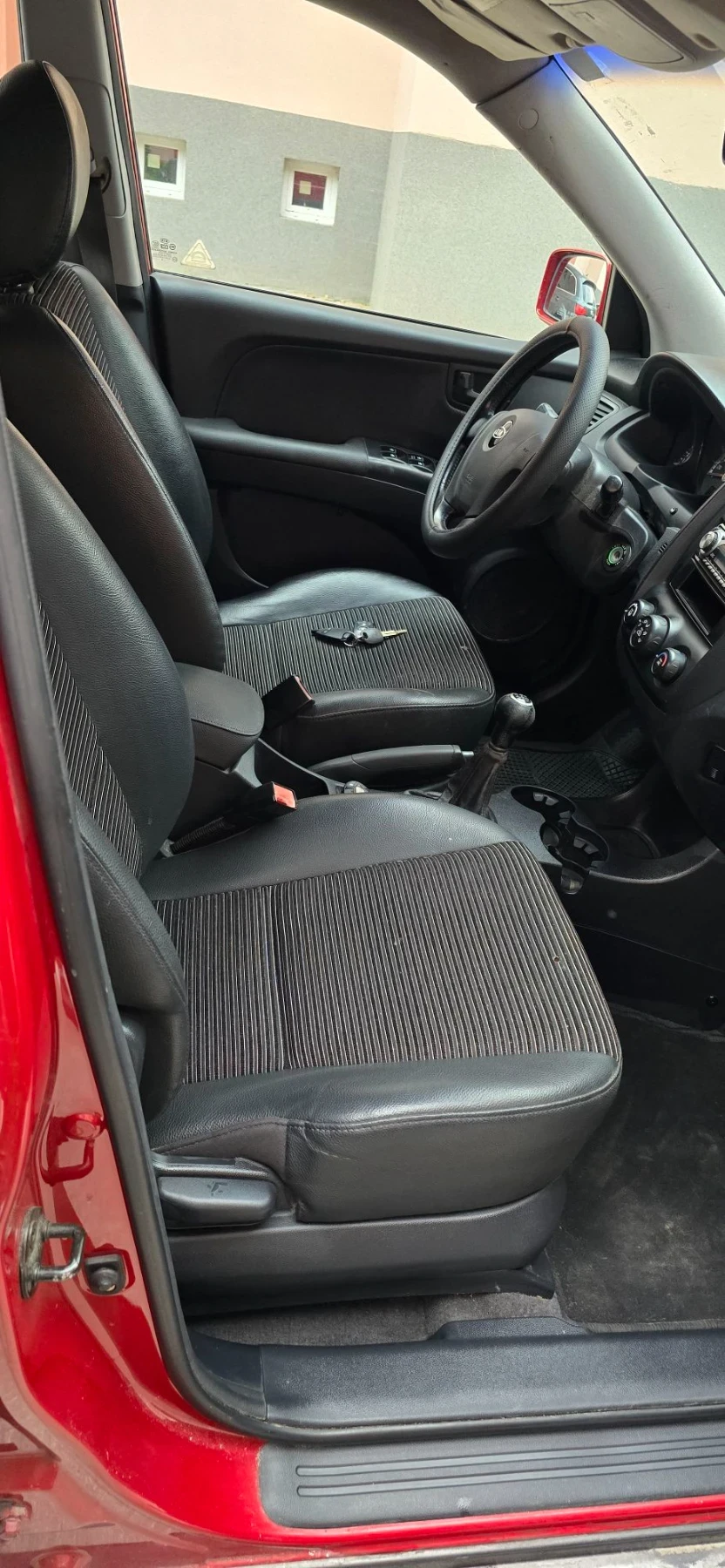 Kia Sportage 2.0i, 170�.��.����� | Mobile.bg � ����������� 13