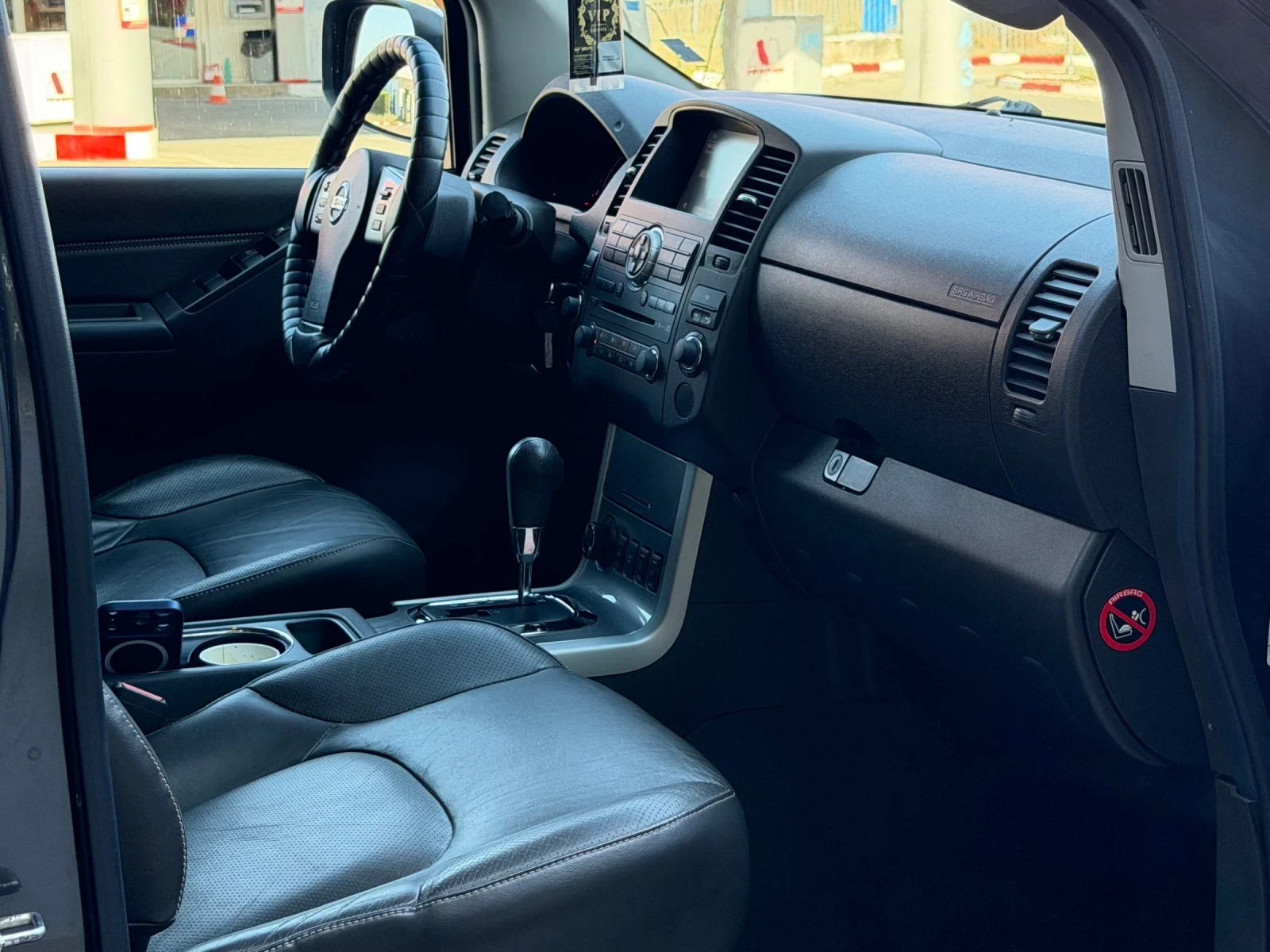 Nissan Navara 3.0d  V6, снимка 4 - Автомобили и джипове - 56157527