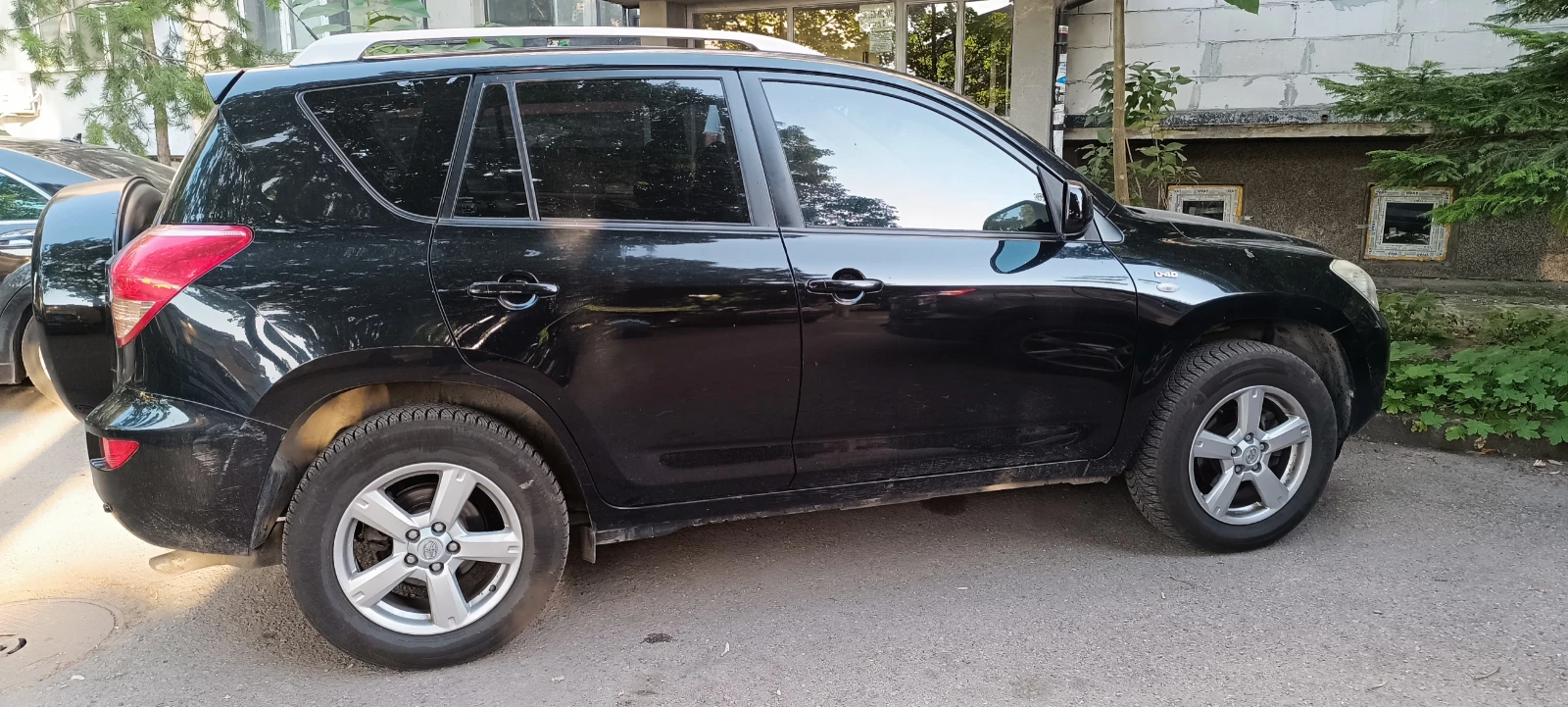 Toyota Rav4, снимка 4 - Автомобили и джипове - 56379037