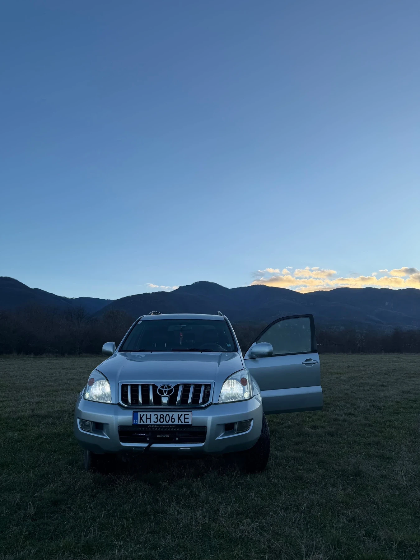 Toyota Land cruiser, снимка 3 - Автомобили и джипове - 56569966