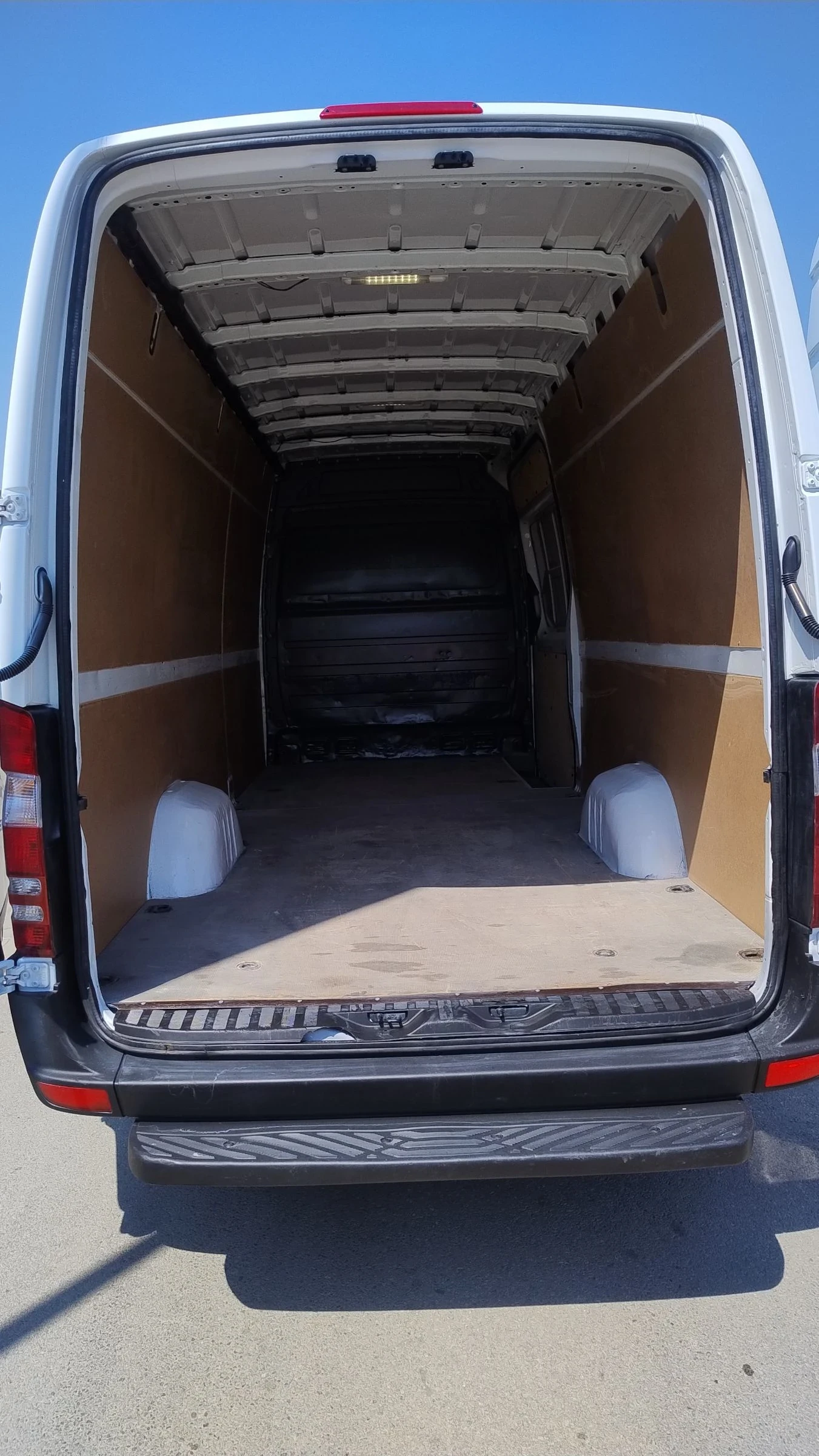 Mercedes-Benz Sprinter 316 2.2cdi БЕЗ ЗАБЕЛЕЖКИ - изображение 8
