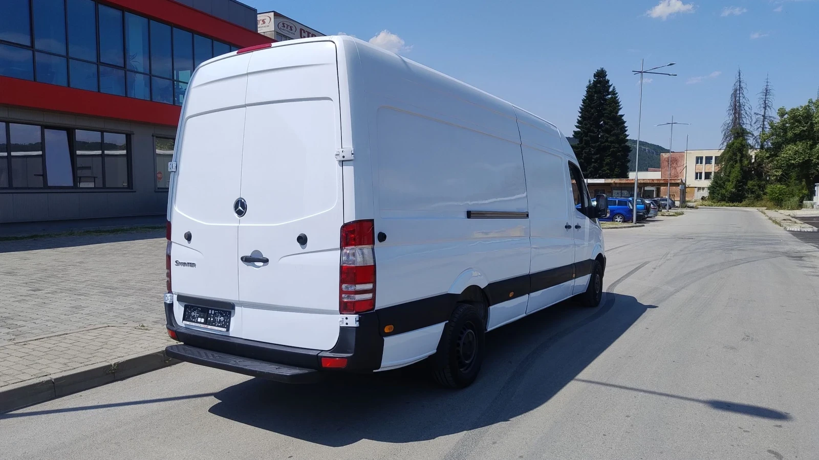 Mercedes-Benz Sprinter 316 2.2cdi БЕЗ ЗАБЕЛЕЖКИ - изображение 4