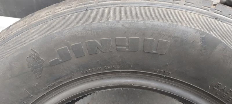 Гуми Летни 215/65R15, снимка 3 - Гуми и джанти - 29857891