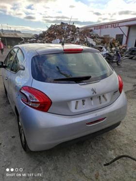 Peugeot 208 1.4 hdi, снимка 10