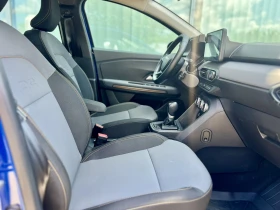 Dacia Sandero Stepway / Extreme / 1.0 TCe / 90 к.с. / Автоматик, снимка 9