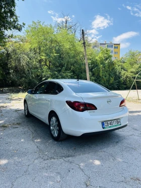 Opel Astra 1.6 CDTI Гаранция + сервизна книжка, снимка 9