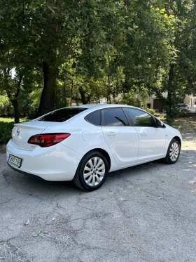 Opel Astra 1.6 CDTI Гаранция + сервизна книжка, снимка 2