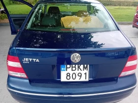 VW Jetta Седан, снимка 3