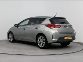 Toyota Auris 1.8 Hybrid, Full full full | Mobile.bg    5