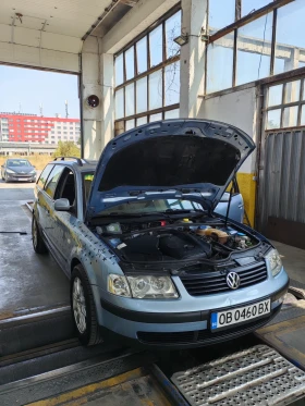 VW Passat - 2500 € / 4889.57 лв. - 23200156 11