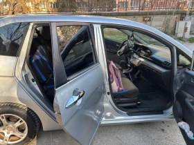 Honda Fr-v - 1800 € / 3520.49 лв. - 13724105 7