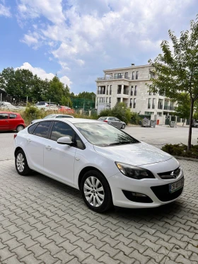 Opel Astra 1.6 CDTI Гаранция + сервизна книжка - 8200 € / 16037.81 лв. - 61931703 8
