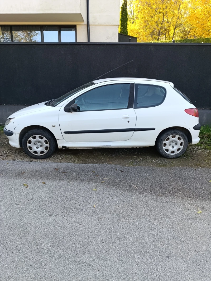 Peugeot 206, снимка 2 - Автомобили и джипове - 47746290