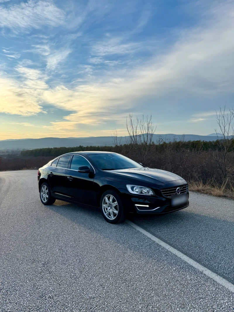 Volvo S60 2.4 D5, снимка 1 - Автомобили и джипове - 48540913