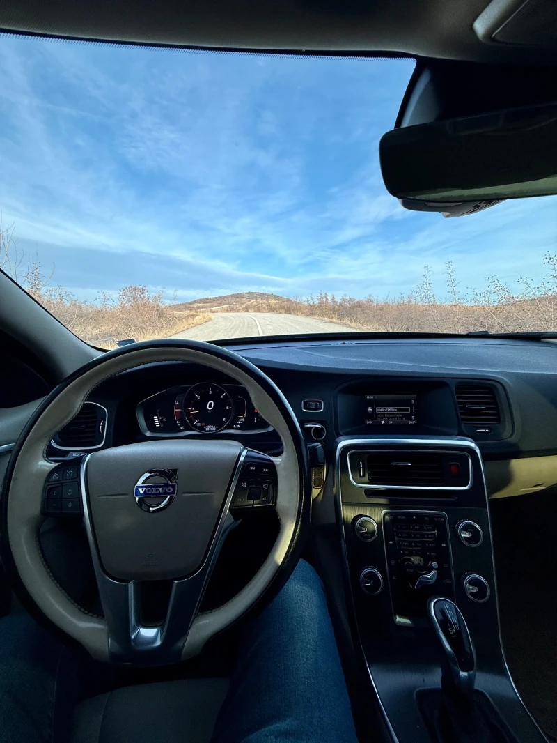 Volvo S60 2.4 D5, снимка 7 - Автомобили и джипове - 48540913