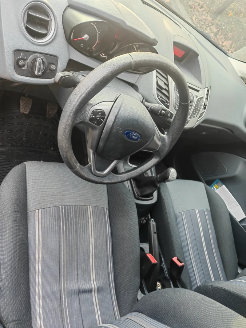 Ford Fiesta, снимка 2 - Автомобили и джипове - 48841761