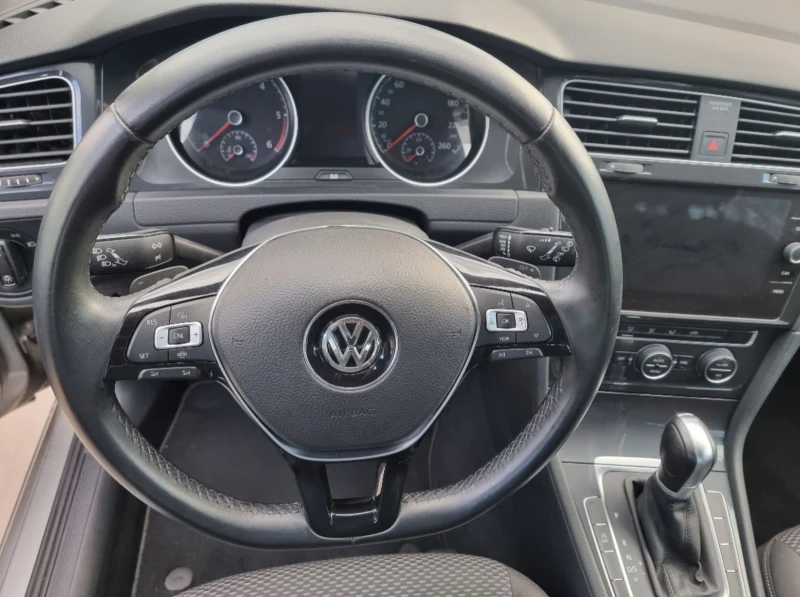 VW Golf 1.6TDI 116к.с. DSG Facelift-23500км., снимка 10 - Автомобили и джипове - 49065054