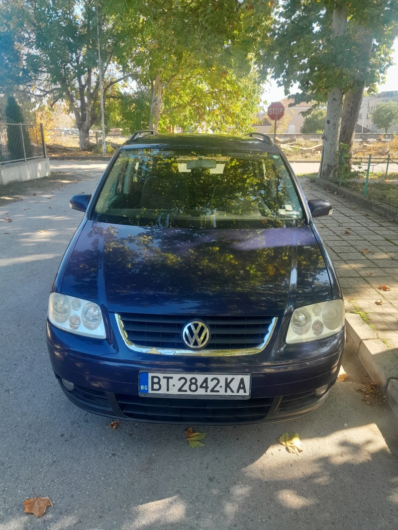 VW Touran, снимка 10 - Автомобили и джипове - 52155284