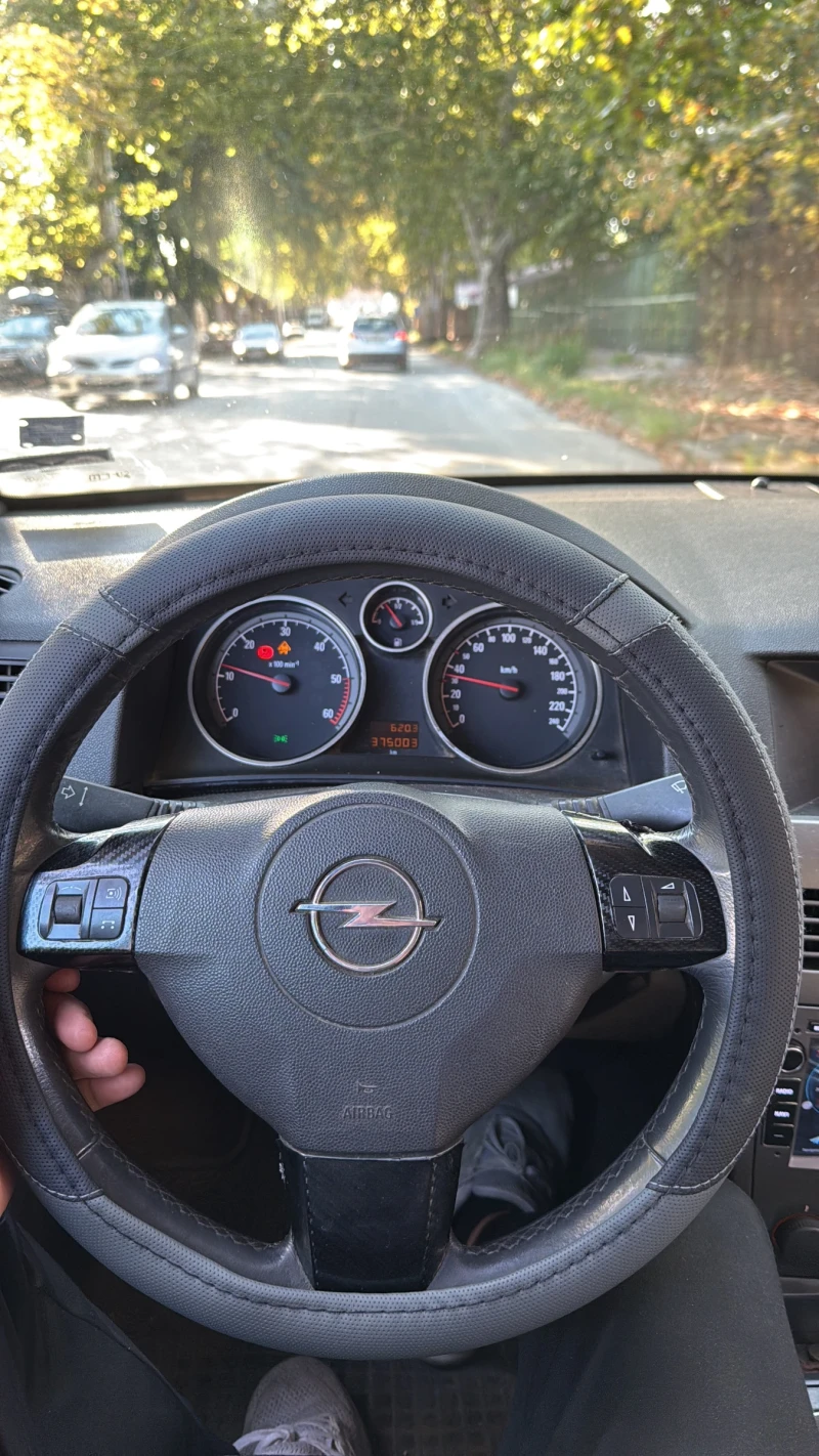 Opel Astra Опел Астра Х 1.7CDT?, снимка 7 - Автомобили и джипове - 52396050