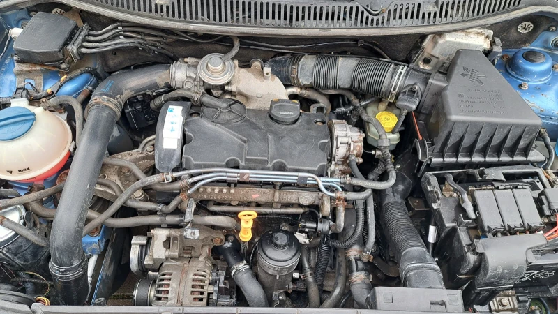 VW Polo 1.4tdi, снимка 11 - Автомобили и джипове - 52661774