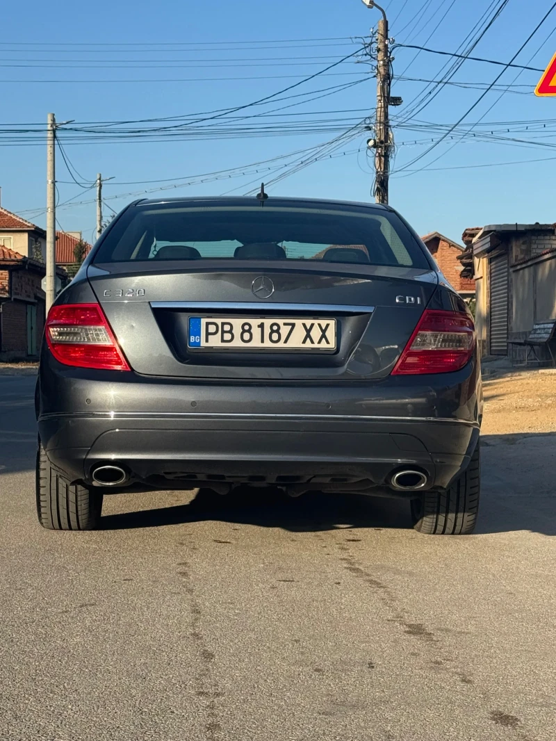 Mercedes-Benz C 320, снимка 6 - Автомобили и джипове - 52804308