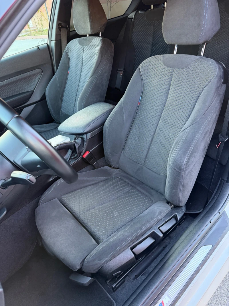 BMW 118 2.0D 2xM-Pack/Harmon-Kardon/Keyless, снимка 9 - Автомобили и джипове - 52818123