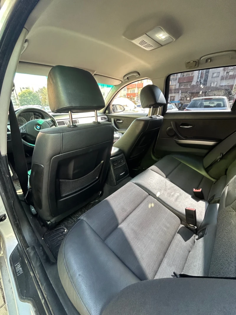 BMW 320, снимка 13 - Автомобили и джипове - 52828311
