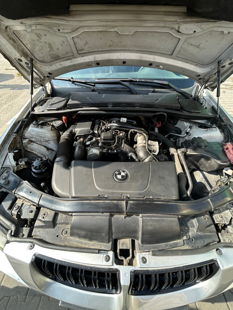 BMW 320, снимка 14 - Автомобили и джипове - 52828311