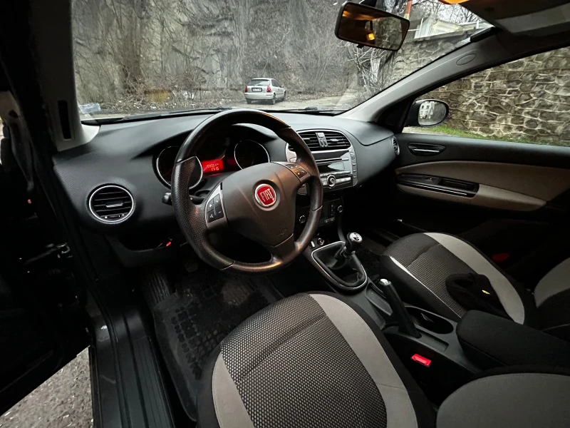 Fiat Bravo 1.6 jtdm, снимка 6 - Автомобили и джипове - 53213134