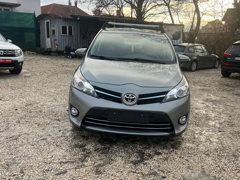 Toyota Verso 2, 0d4d Face* Navi* камера* 7места, снимка 7 - Автомобили и джипове - 53261047