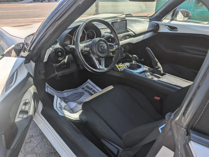 Mazda Mx-5 Miata Sport RWD* АвтоКредит* (ЦЕНА ДО БГ), снимка 9 - Автомобили и джипове - 53277875