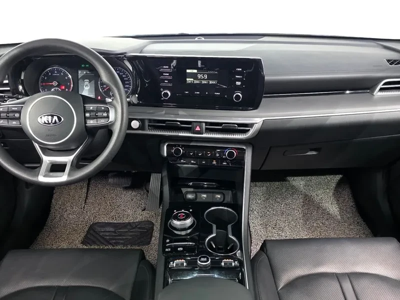 Kia K5 2.0, снимка 7 - Автомобили и джипове - 54263557