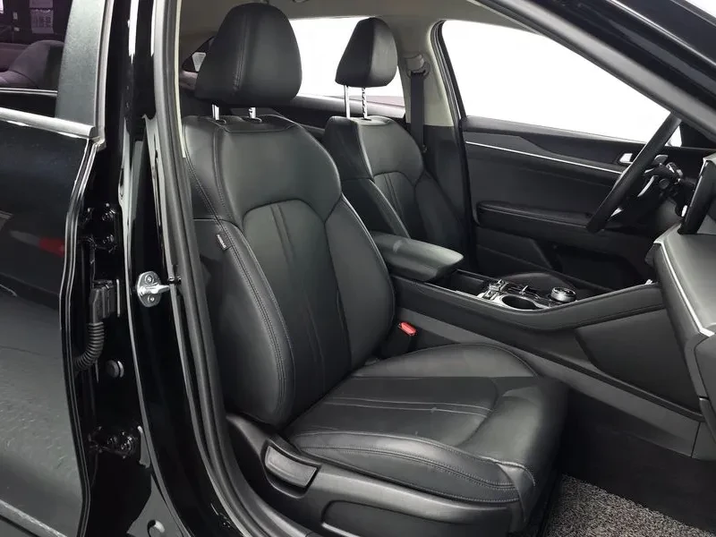 Kia K5 2.0, снимка 10 - Автомобили и джипове - 54263557