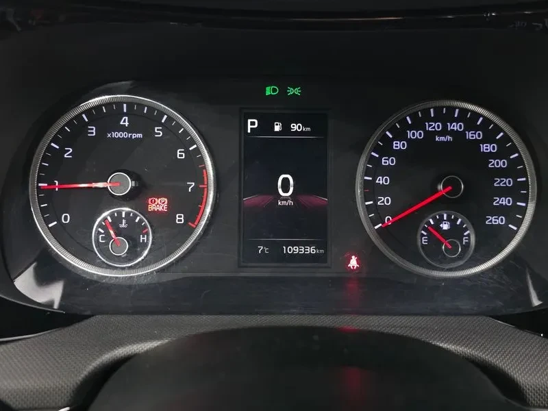 Kia K5 2.0, снимка 8 - Автомобили и джипове - 54263557