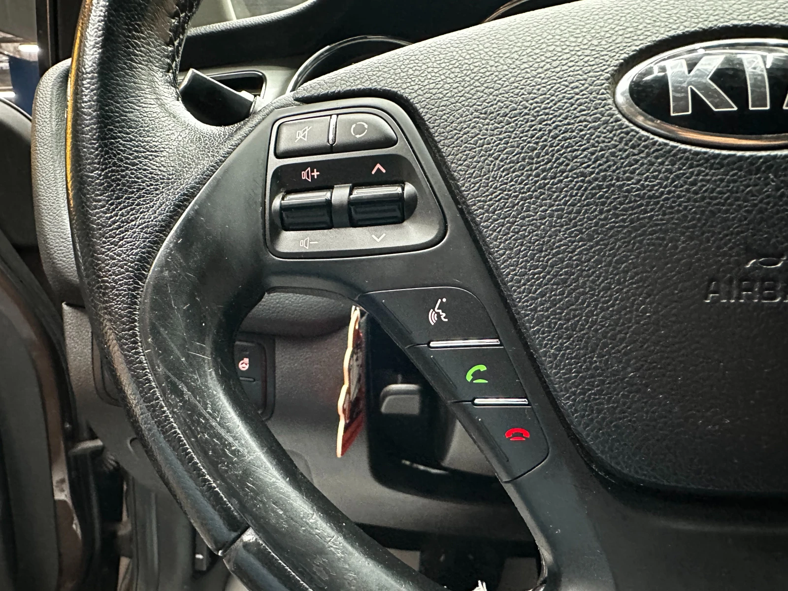 Kia Ceed Автоматик/1.6d 128 к.с./ГАРАНЦИЯ/БАРТЕР/ЛИЗИНГ/, снимка 16 - Автомобили и джипове - 50736871