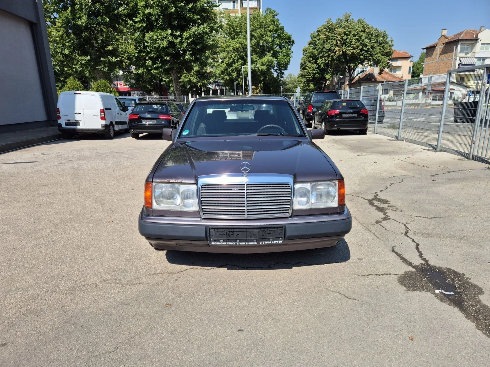 Mercedes-Benz 124 НОВ ВНОС, снимка 2 - Автомобили и джипове - 51070635
