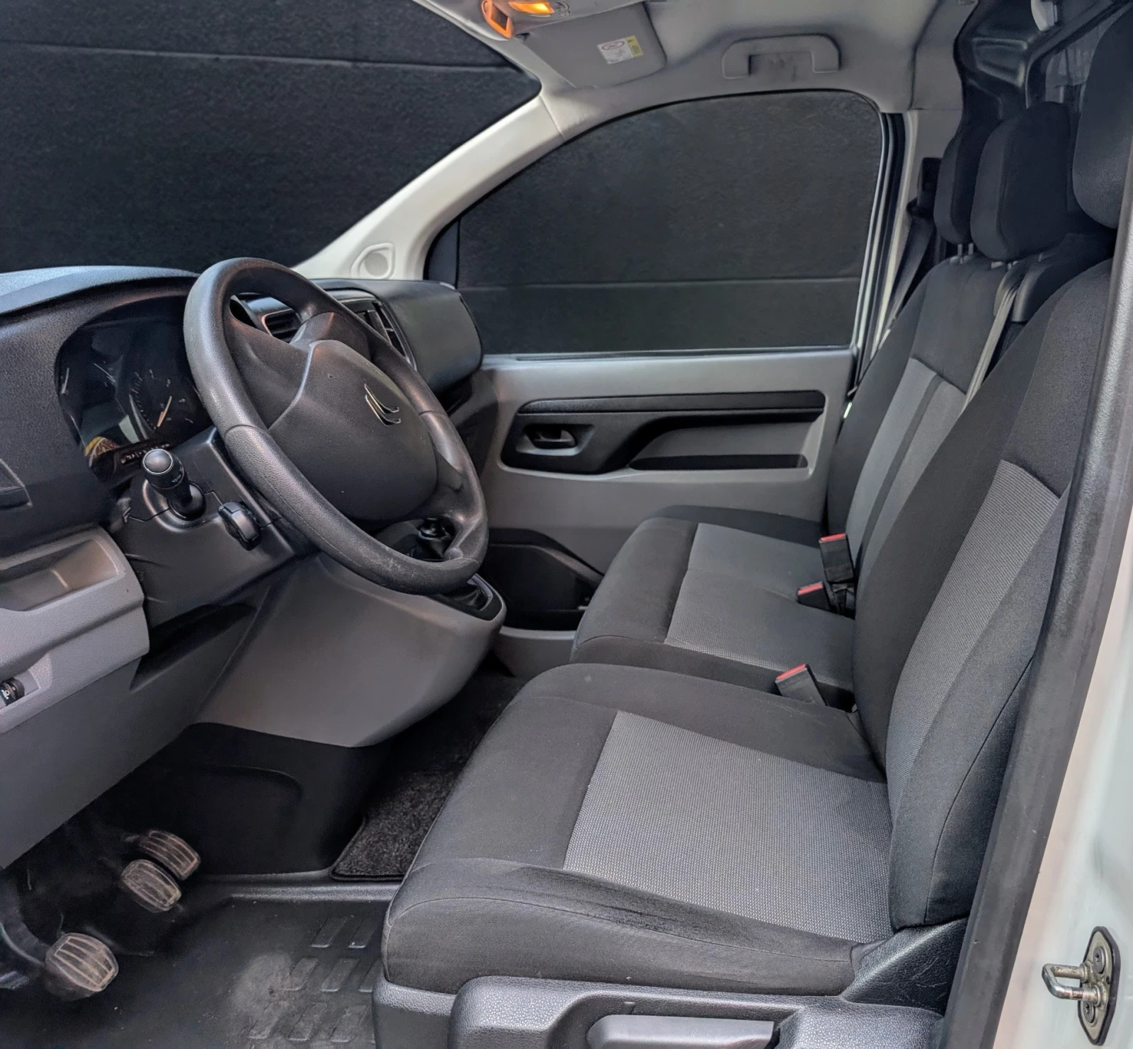 Citroen Jumpy 2.0HDI - изображение 6
