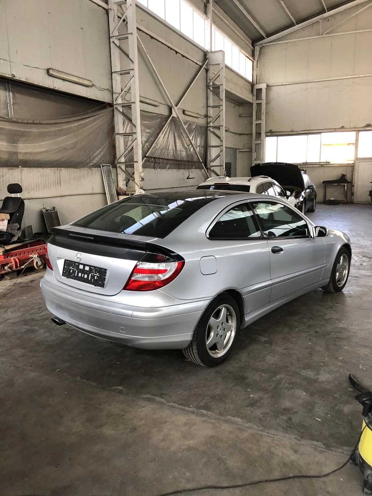 Mercedes-Benz C 200 200 cdi - изображение 2