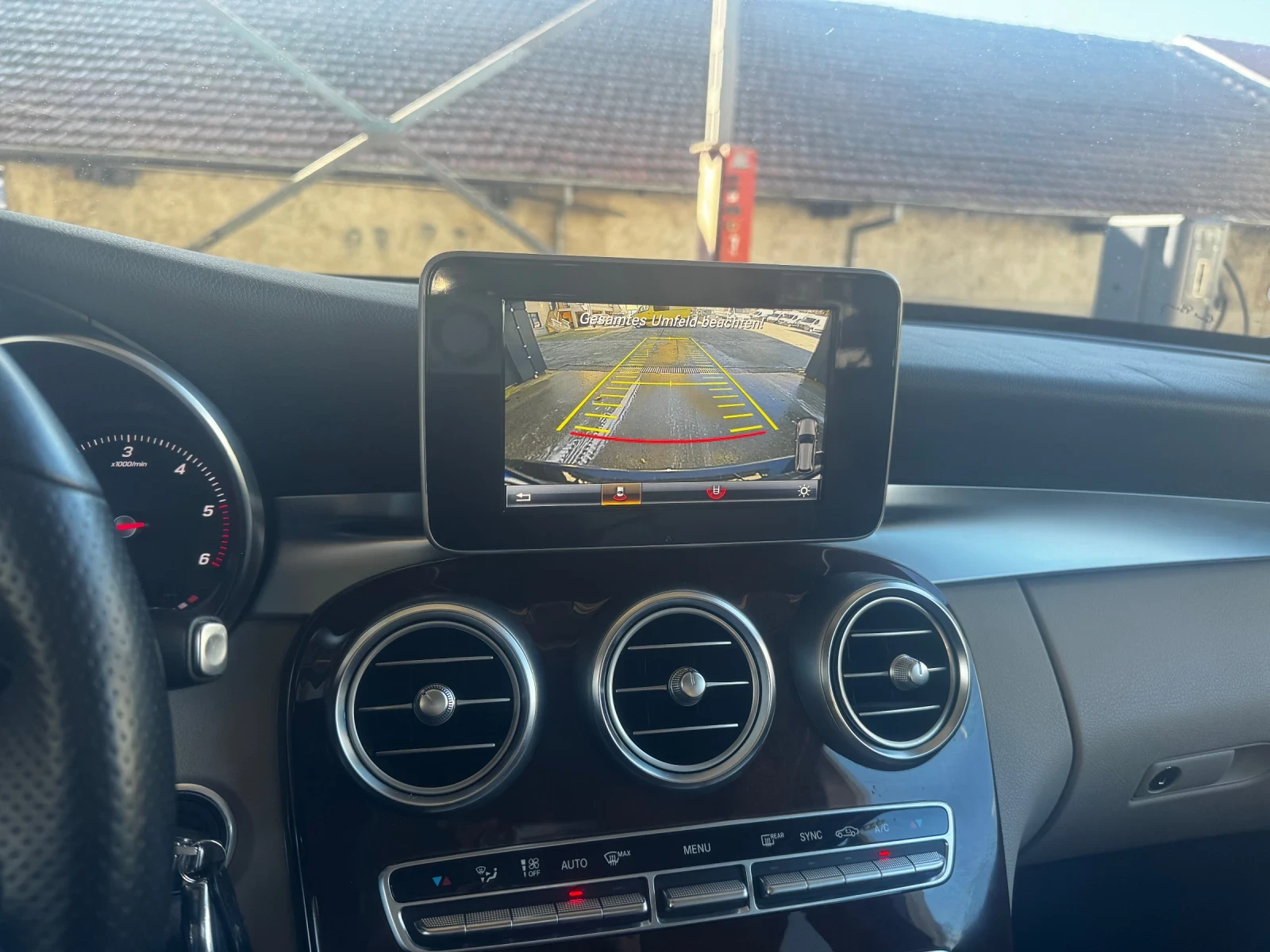 Mercedes-Benz C 250  - изображение 6