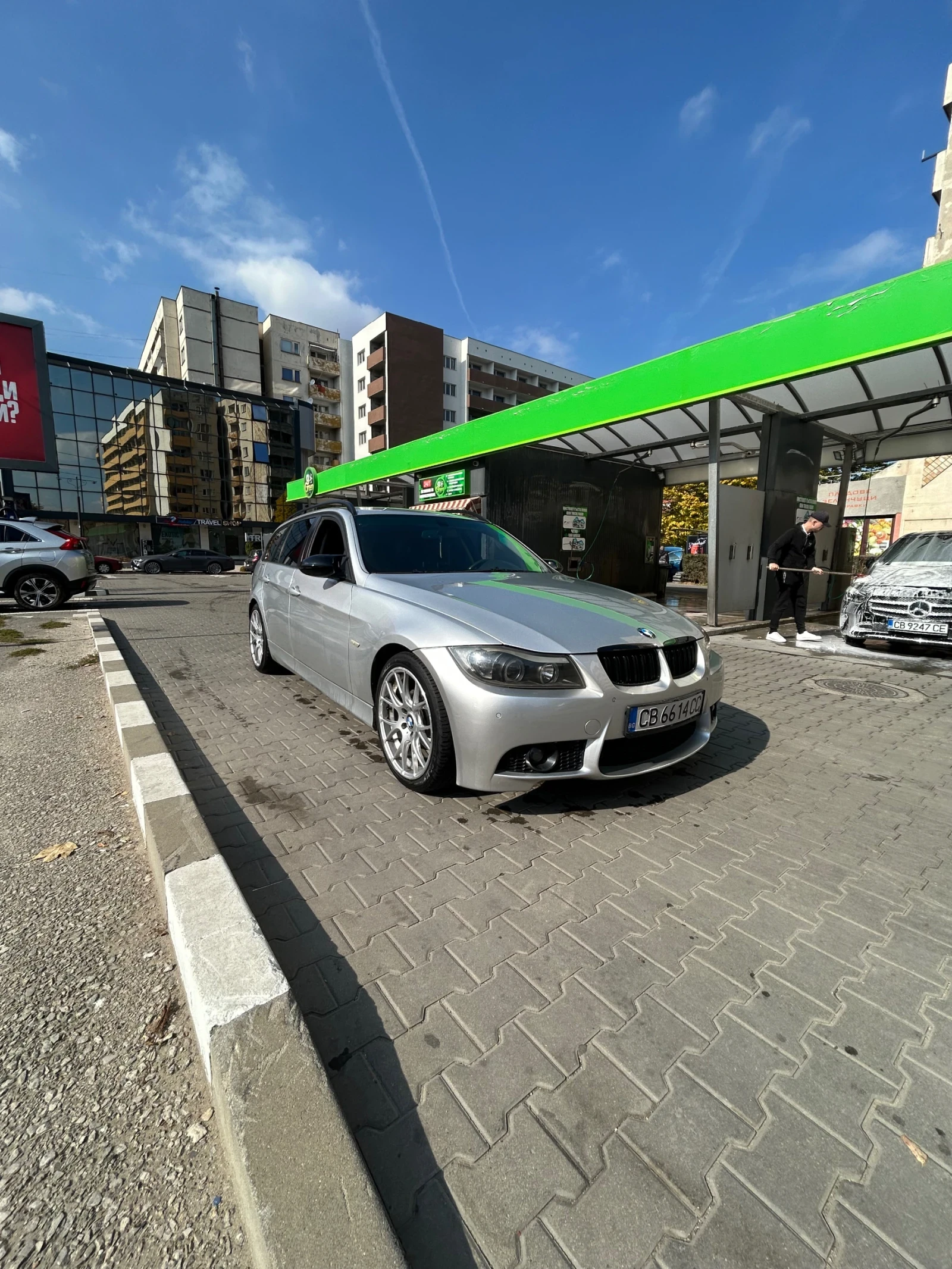 BMW 320  - изображение 9