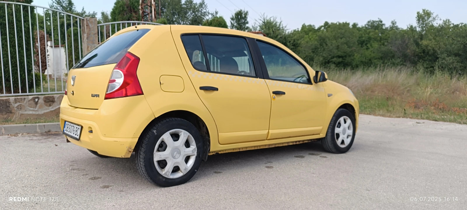 Dacia Sandero 1/4.Газ.Инж.* * * , снимка 3 - Автомобили и джипове - 53653526
