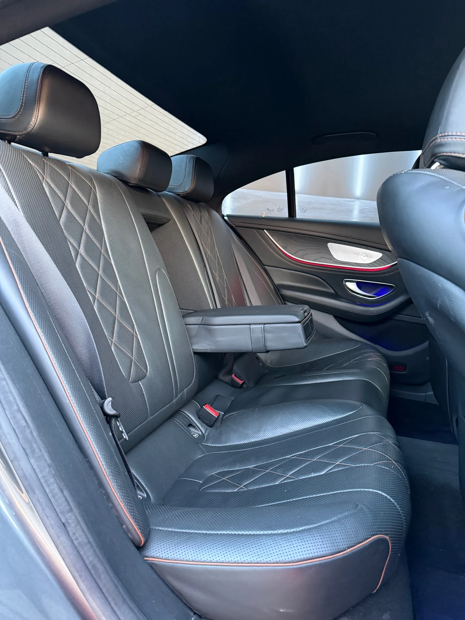 Mercedes-Benz CLS 400 AMG Packet , снимка 16 - Автомобили и джипове - 53712974