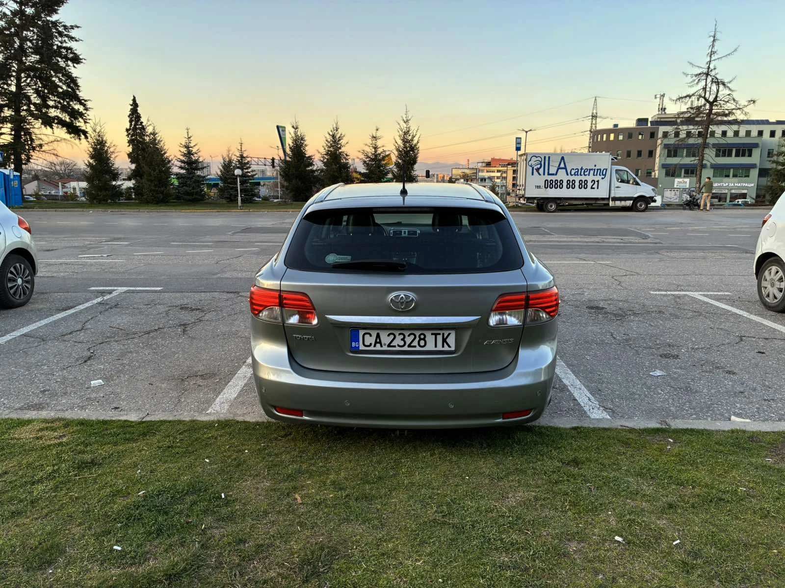 Toyota Avensis 2.2 D4D N1, снимка 7 - Автомобили и джипове - 53848818