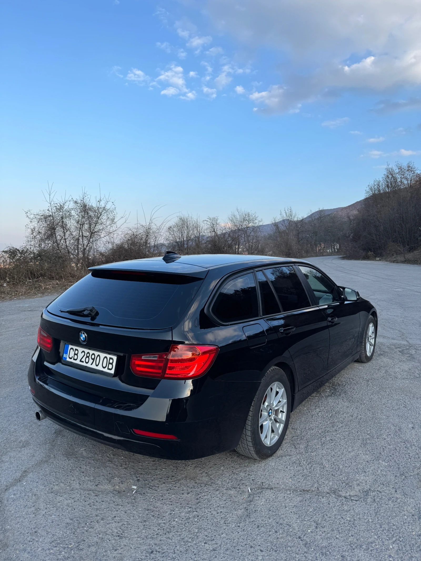 BMW 320, снимка 5 - Автомобили и джипове - 53904049